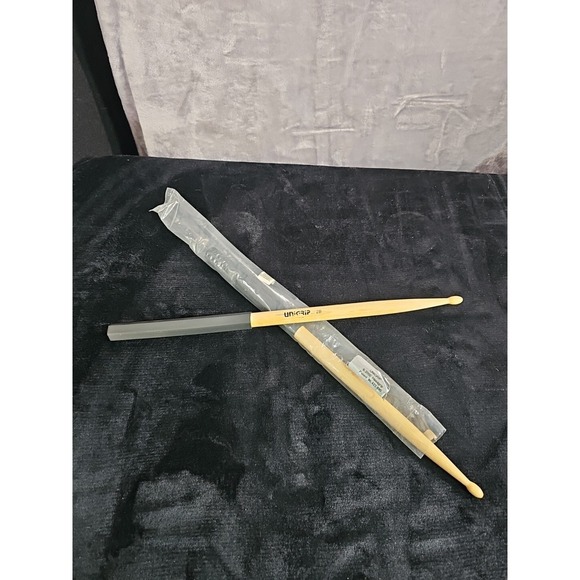 Unigrip 2b Wood Tip Drum Sticks 16" Pair New Usa Made by Headhunters - Picture 2 of 5